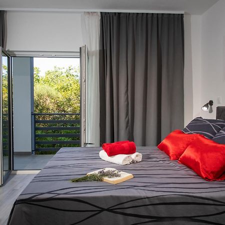 Apartments Lucy Ровин Стая снимка