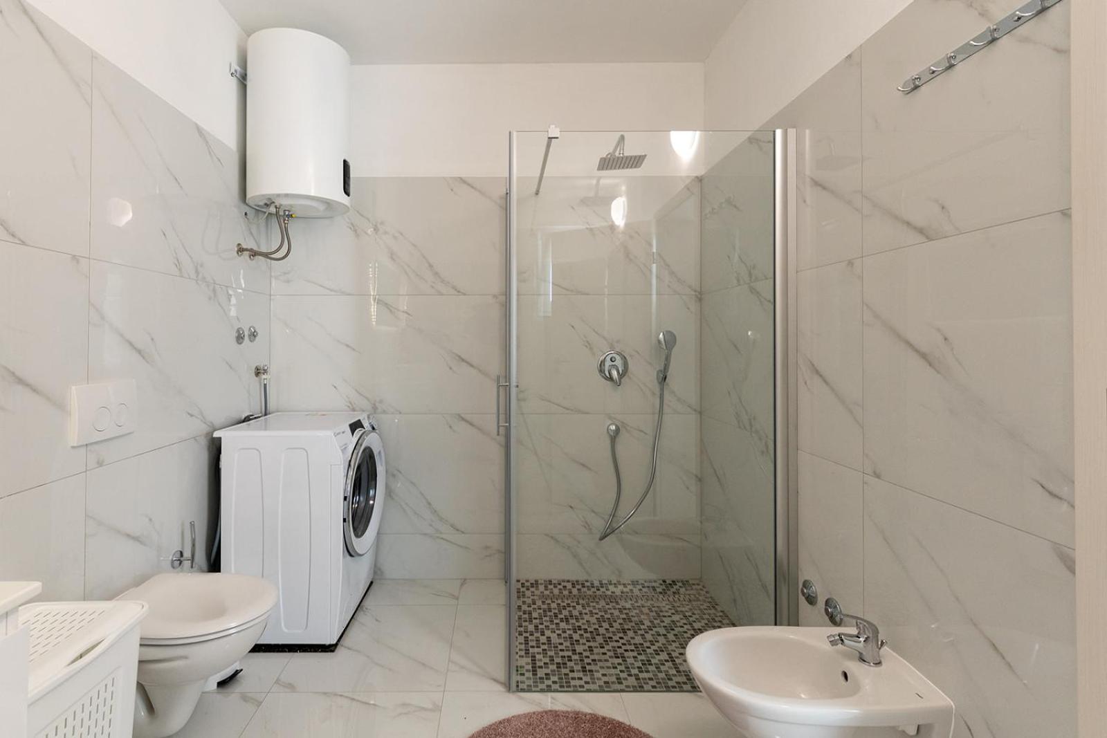 Apartments Lucy Ровин Стая снимка